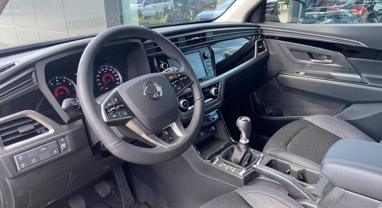 KORANDO C313 MY25 STYLE+1.5GDI163HPFWDM6_64689