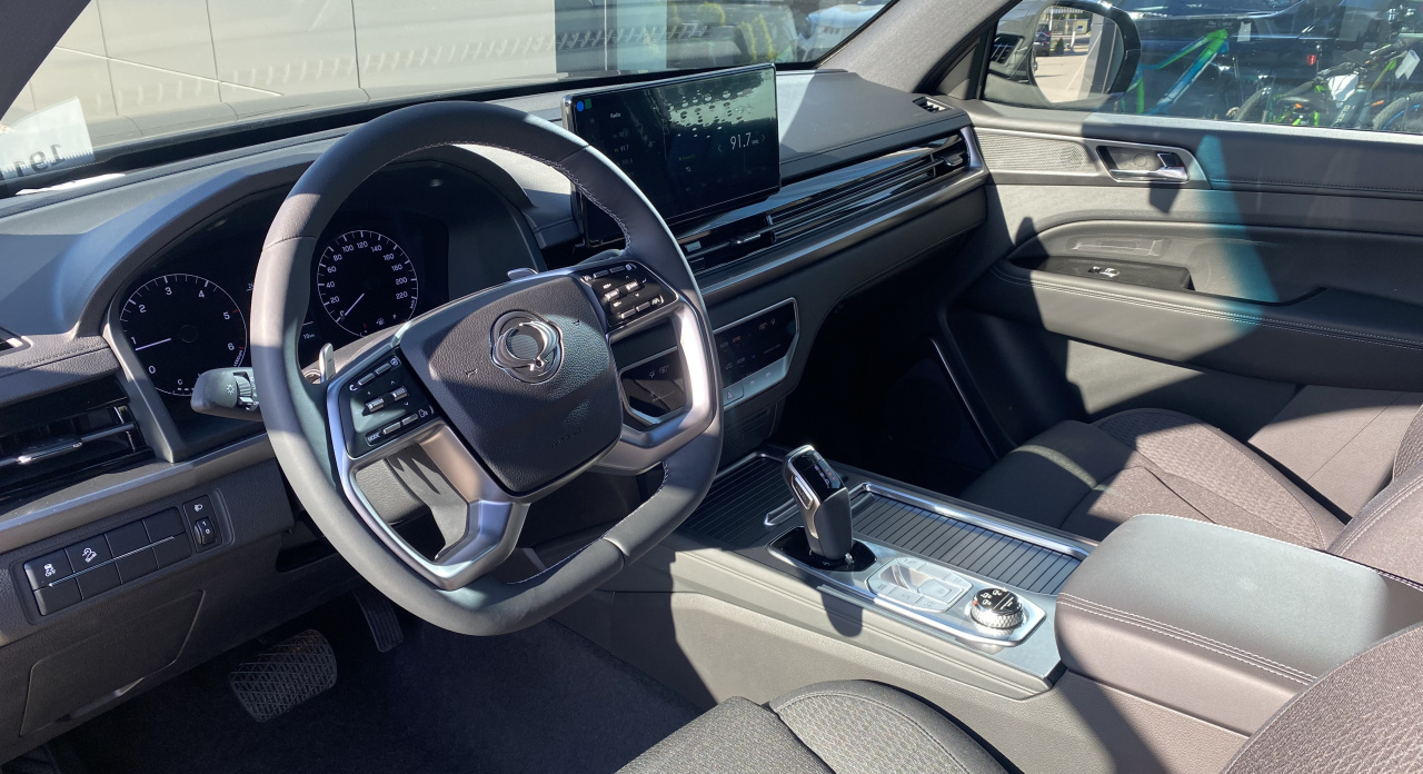 REXTON G4 Y470 MY25 PREMIUM2.2E-XDI202HP4WDA8_63925