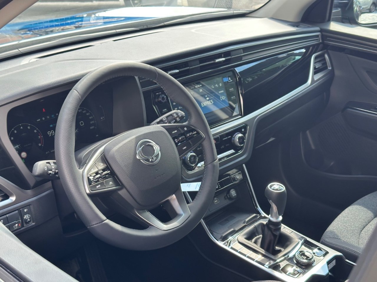 KORANDO C313 MY25 SMART1.5GDI163HPFWDM6 66508