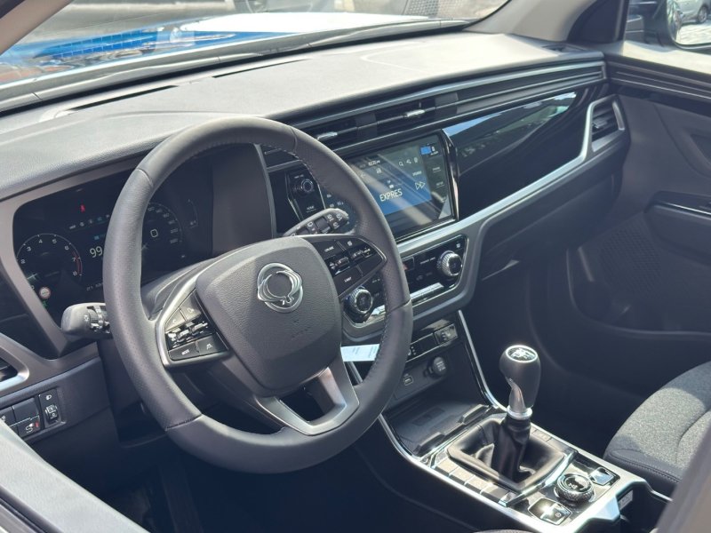 KORANDO C313 MY25 SMART1.5GDI163HPFWDM6 66508