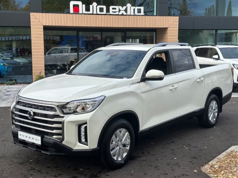 KGM-MussoGrand-style-waa-67488