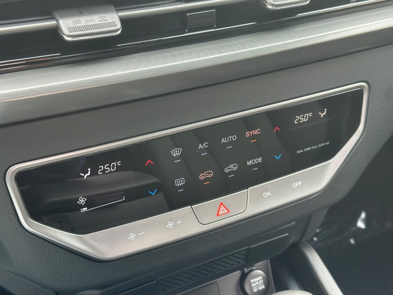 KGM-MussoGrand-style-waa-67488